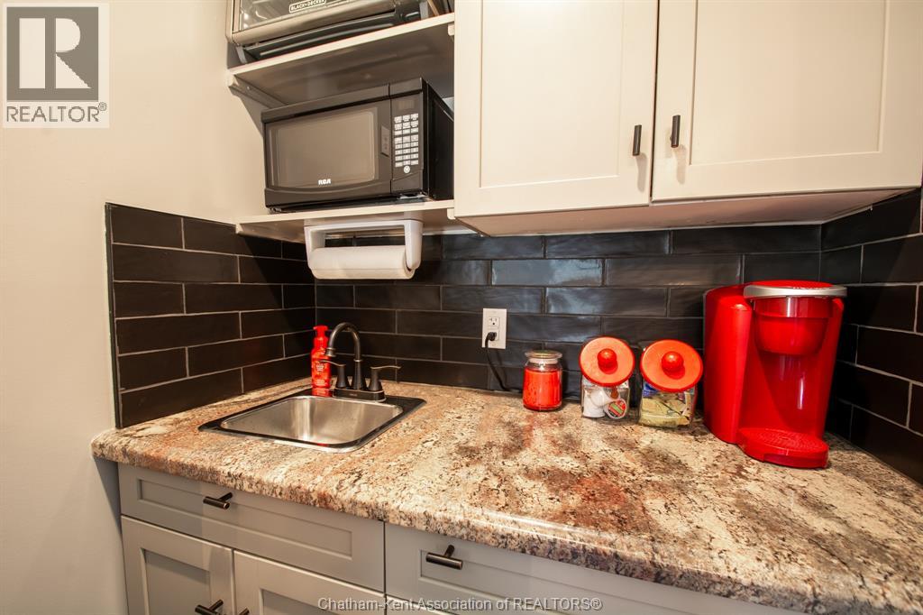 42 Wellington STREET - Image 35