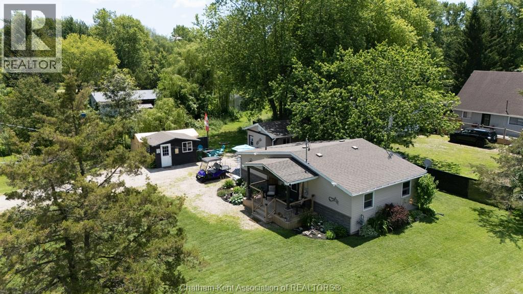 42 Wellington STREET - Image 6
