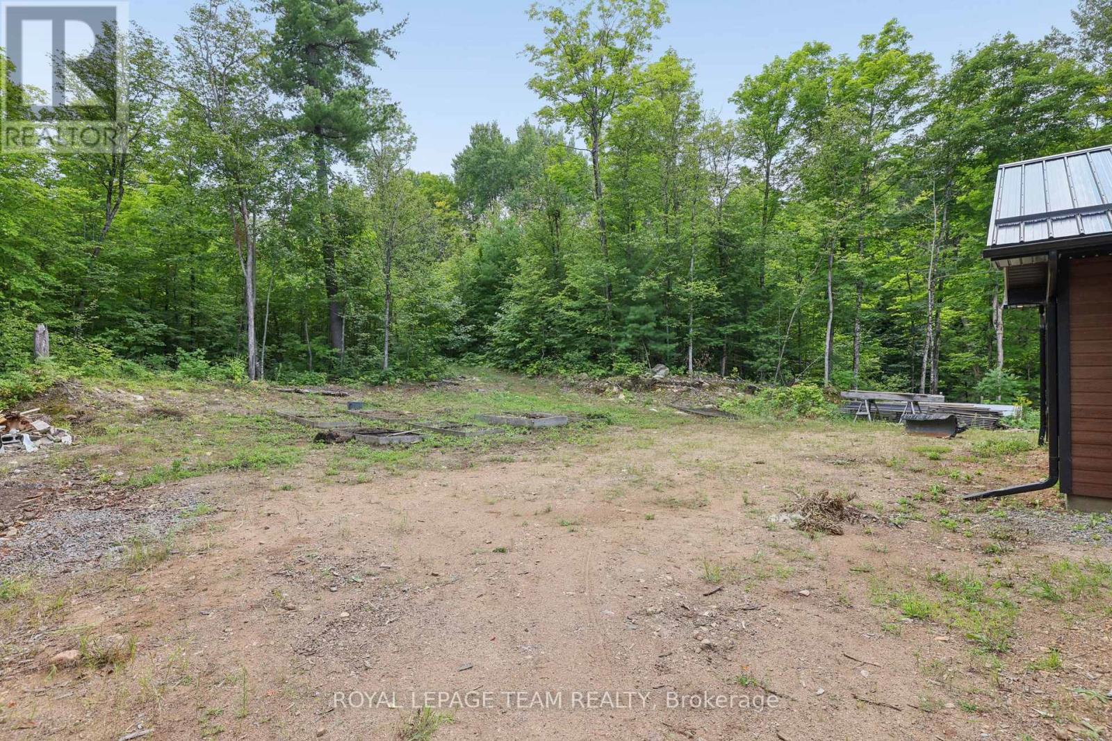 921 FERGUSON LAKE ROAD - Image 37