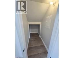18 Hincks Street Unit# B, New Hamburg, ON N3A2A3 Photo 12