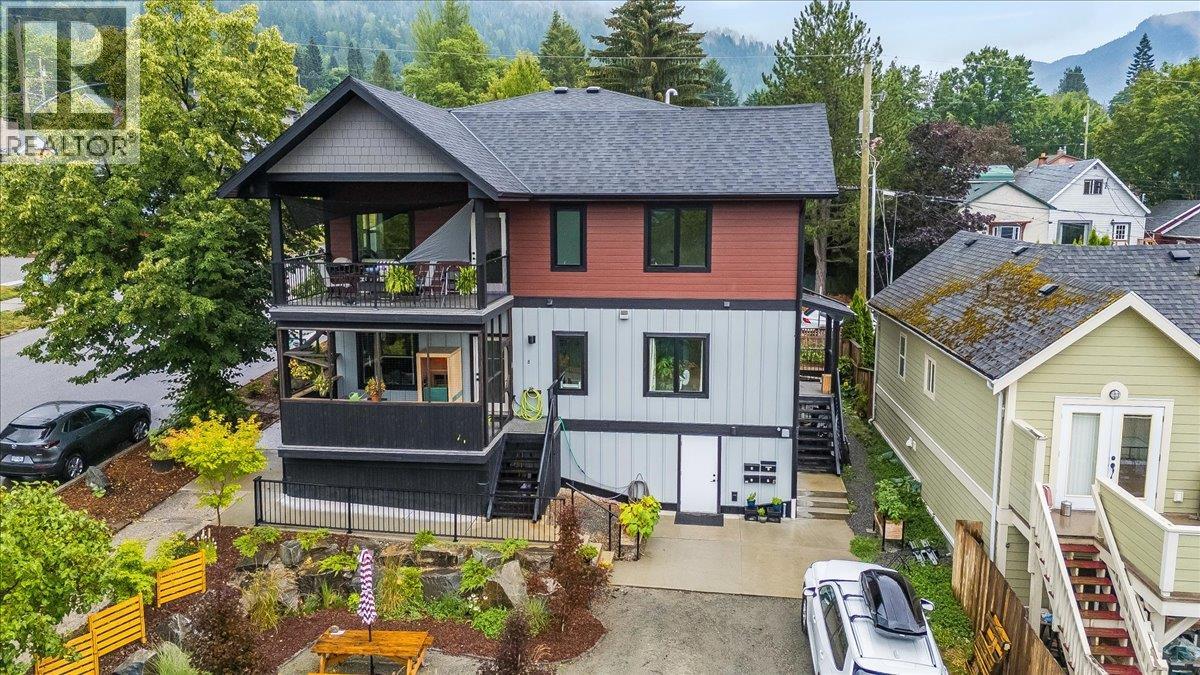 1224 STANLEY Street Unit# D, Nelson