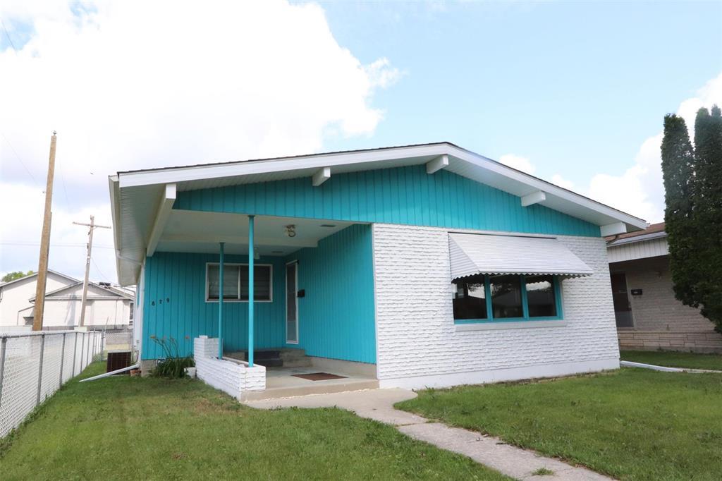 879 Lansdowne Avenue, Winnipeg, Manitoba, R2X1S1, Winnipeg, Manitoba — photo 1 of 5