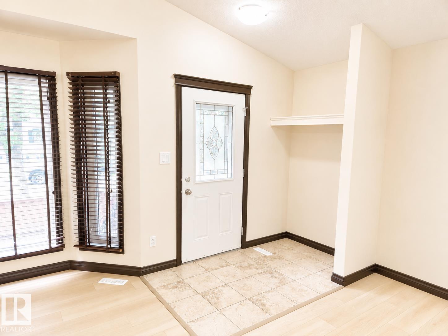 11625 88 ST NW - 8