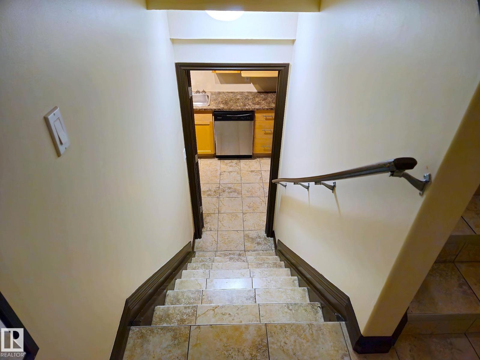 11625 88 ST NW - 40