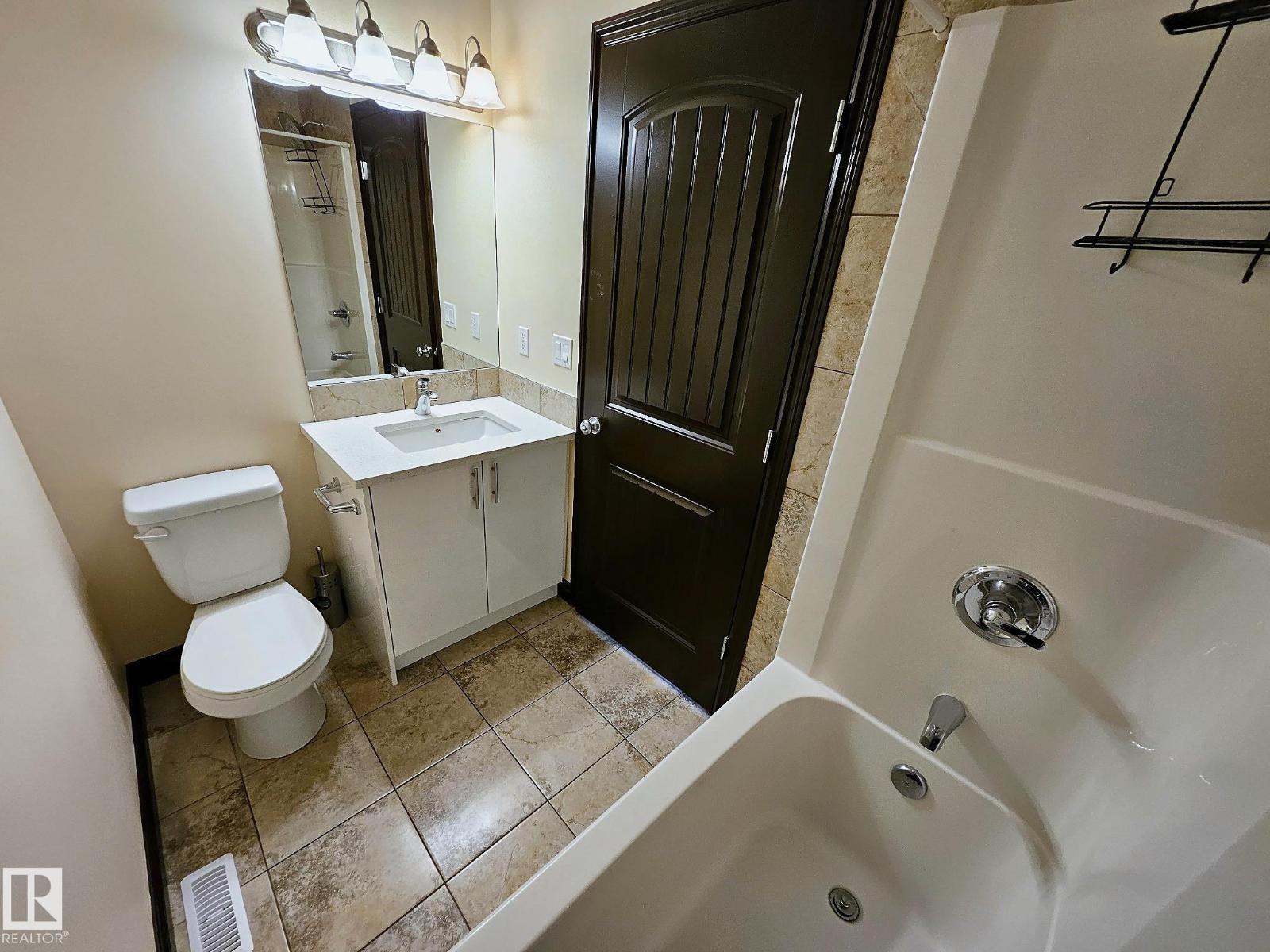 11625 88 ST NW - 23