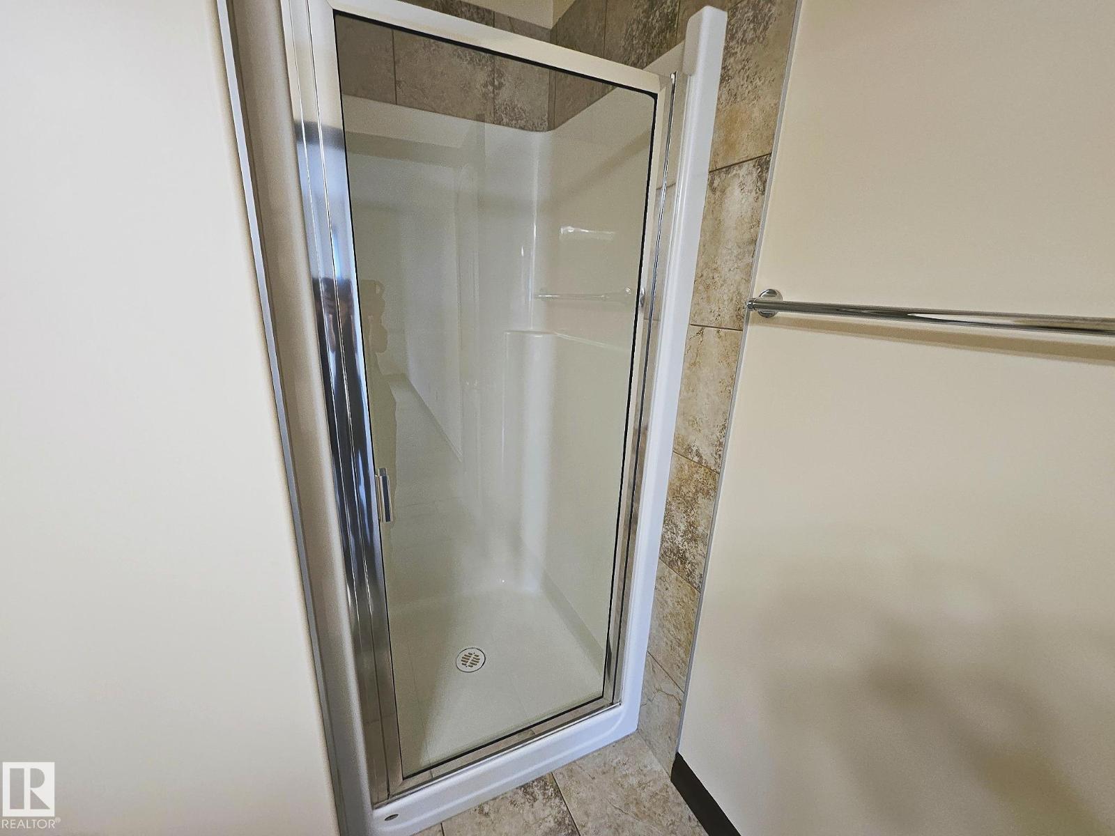 11625 88 ST NW - 33