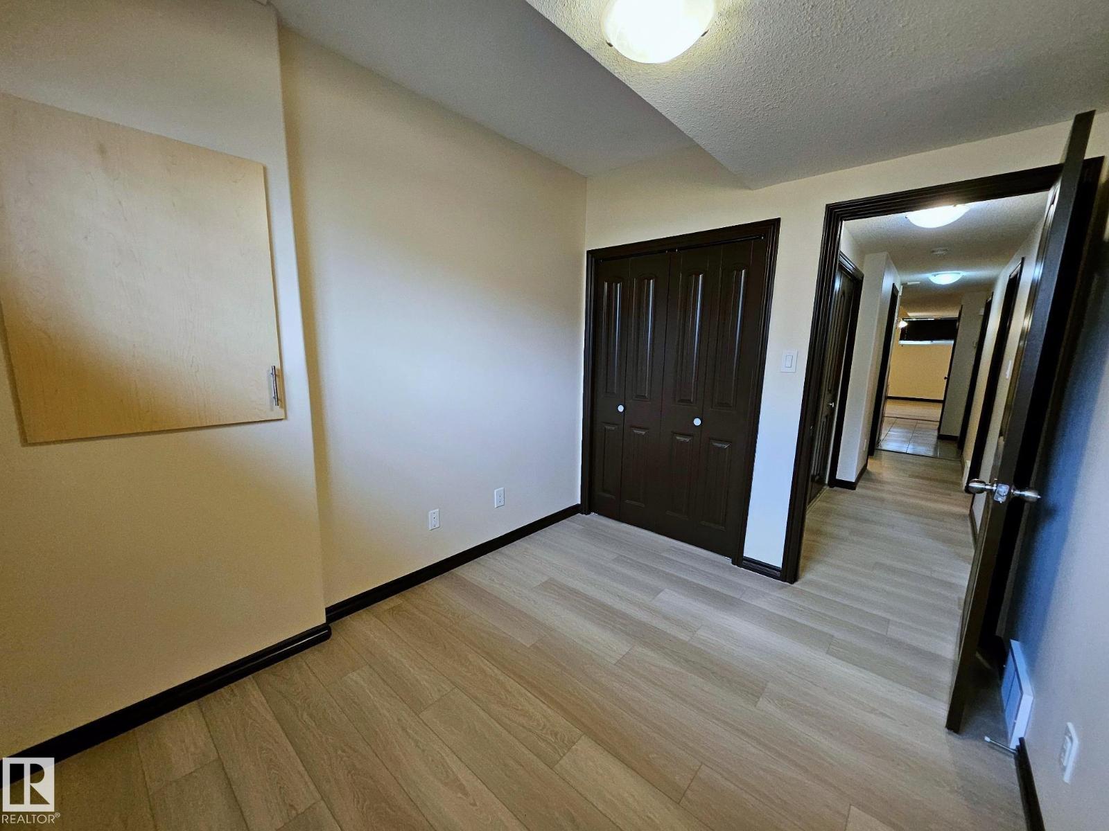 11625 88 ST NW - 52