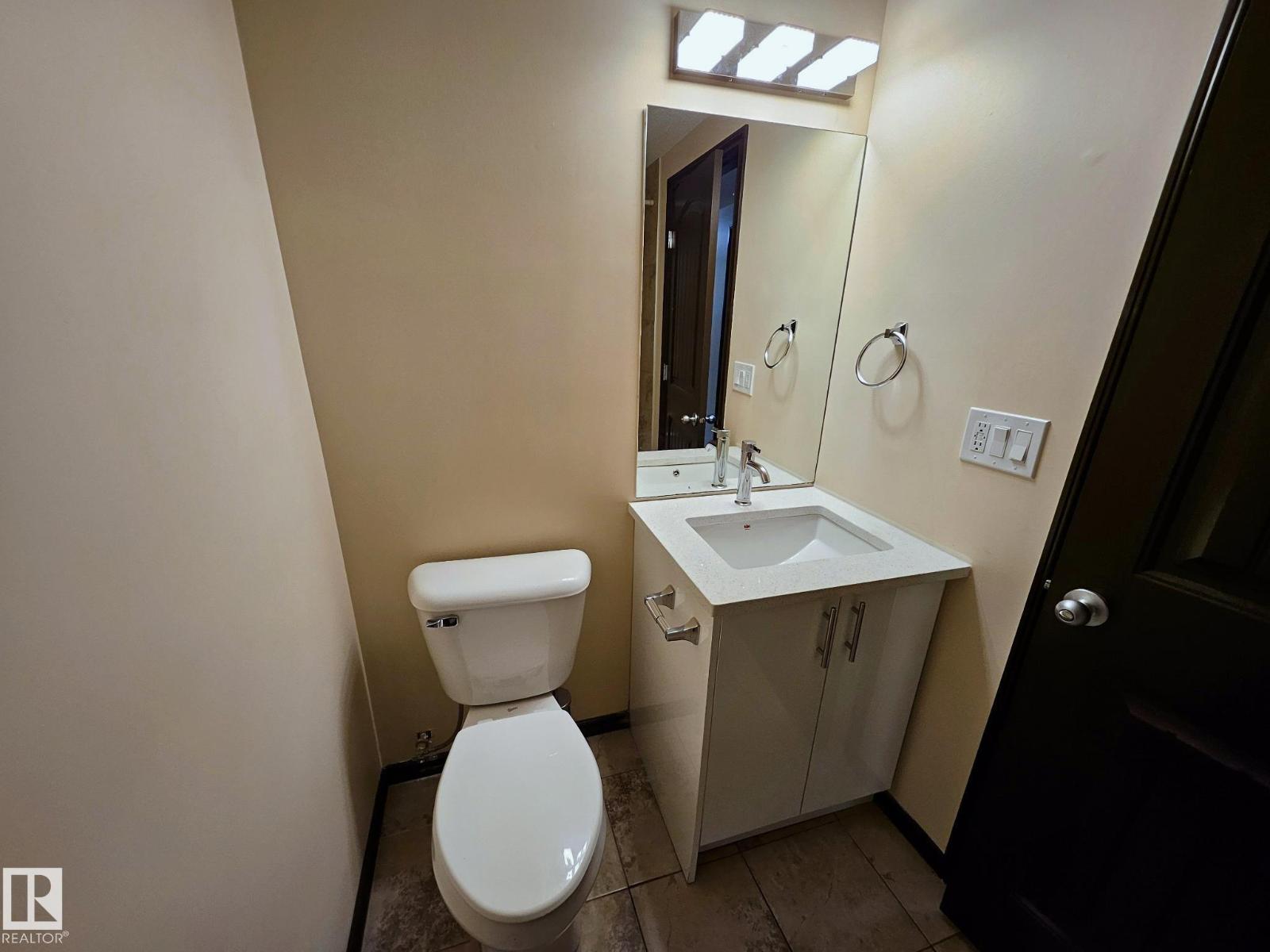 11625 88 ST NW - 61