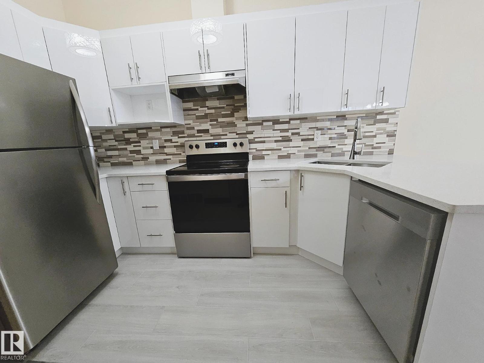 11625 88 ST NW - 14