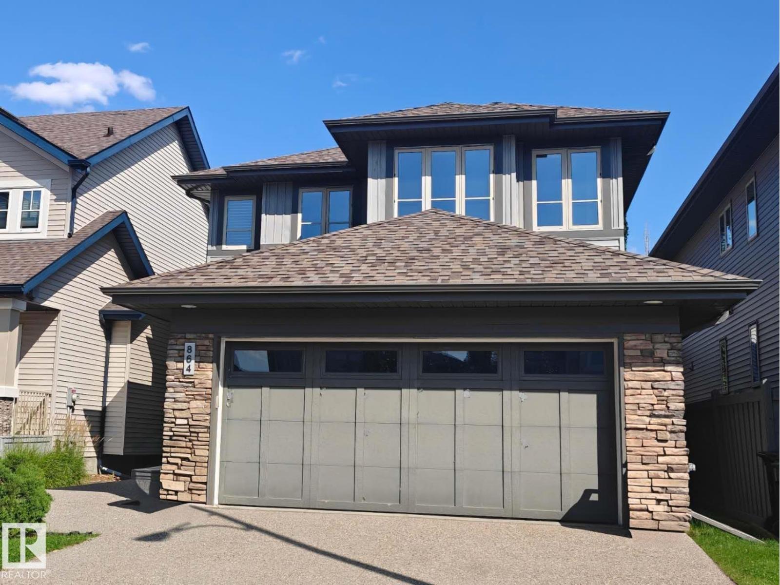 864 Armitage Wd SW photo 3 — MLS® E4505232