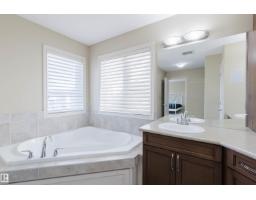864 Armitage Wd Sw, Edmonton, AB T6W0K4 Photo 35