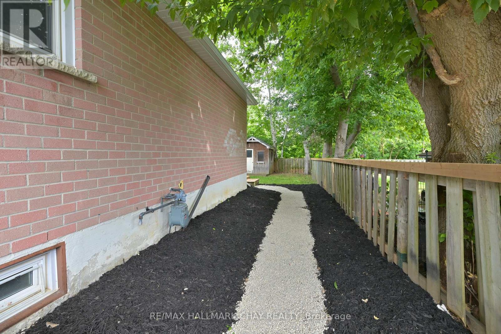 186 BEATTIE AVENUE - 29