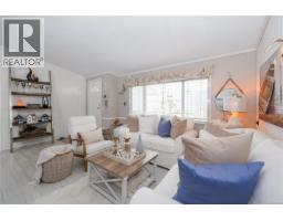33 7701 Central Saanich Rd, Central Saanich, BC V8M1X3 Photo 14