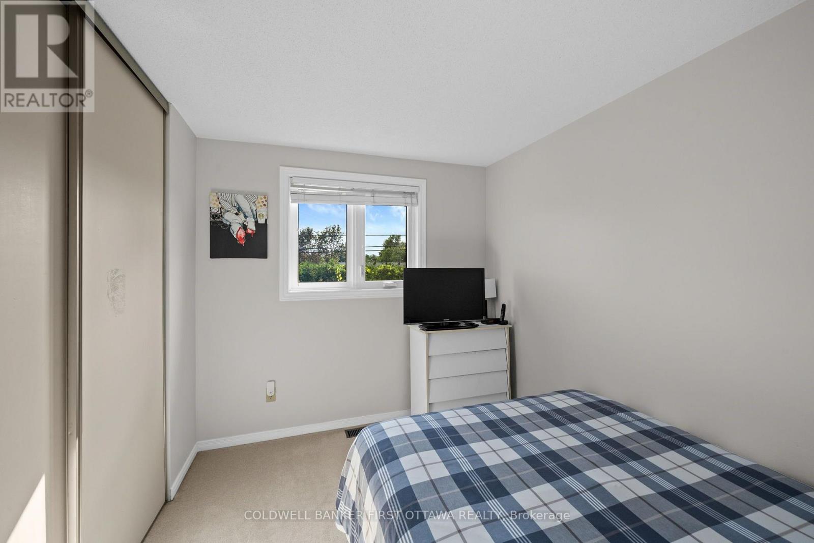 3004 VICTORIA HEIGHTS CRESCENT - 23