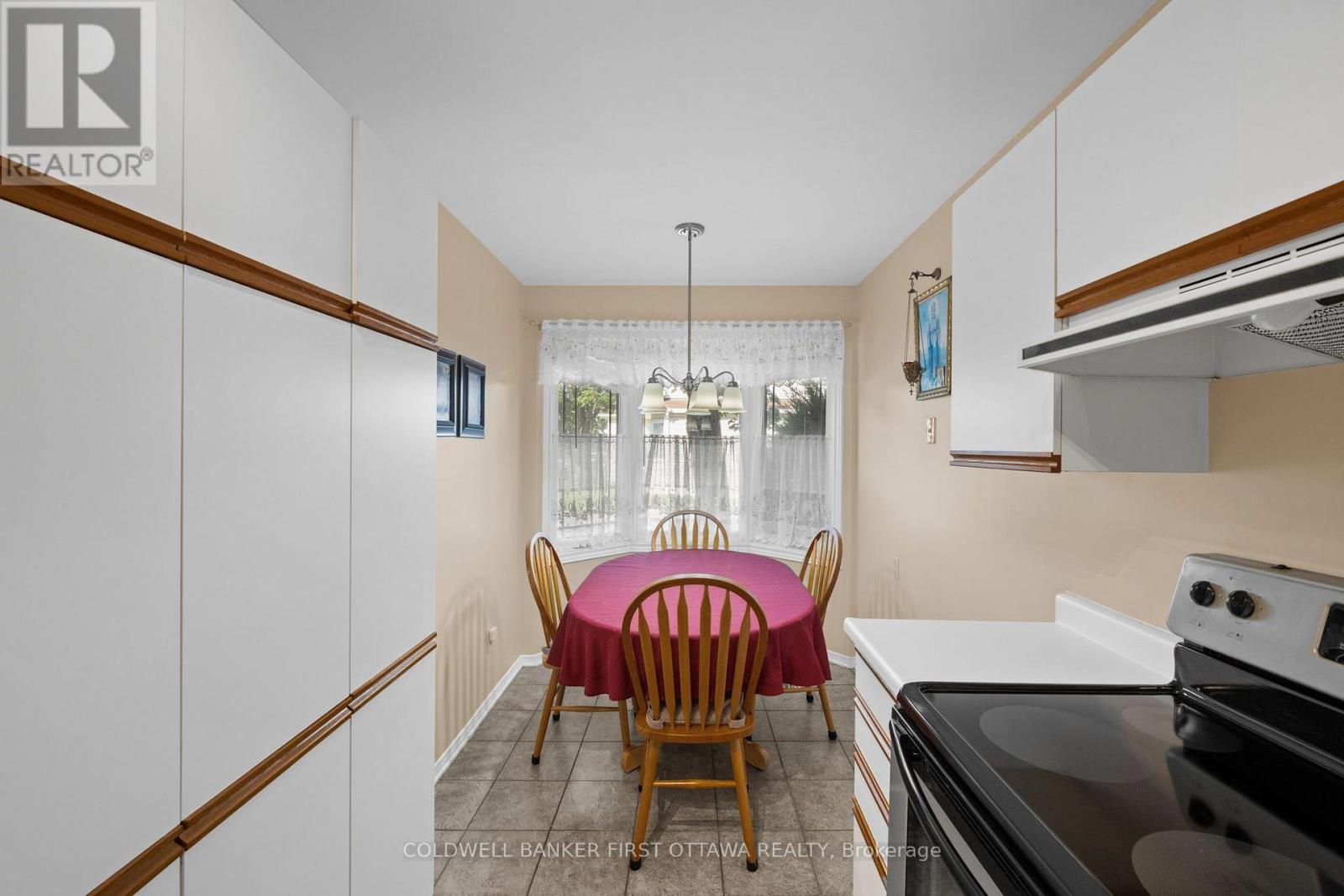3004 VICTORIA HEIGHTS CRESCENT - Image 8