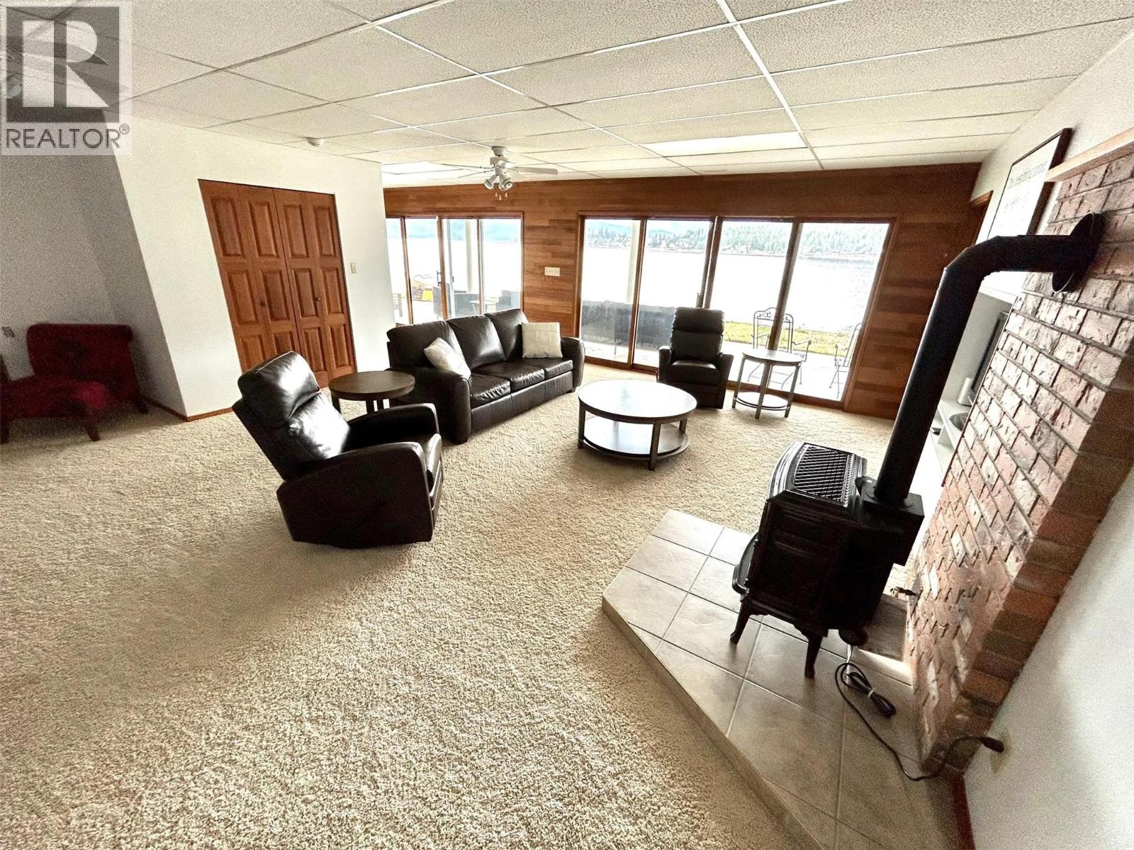 2437 Blind Bay Road, Blind Bay