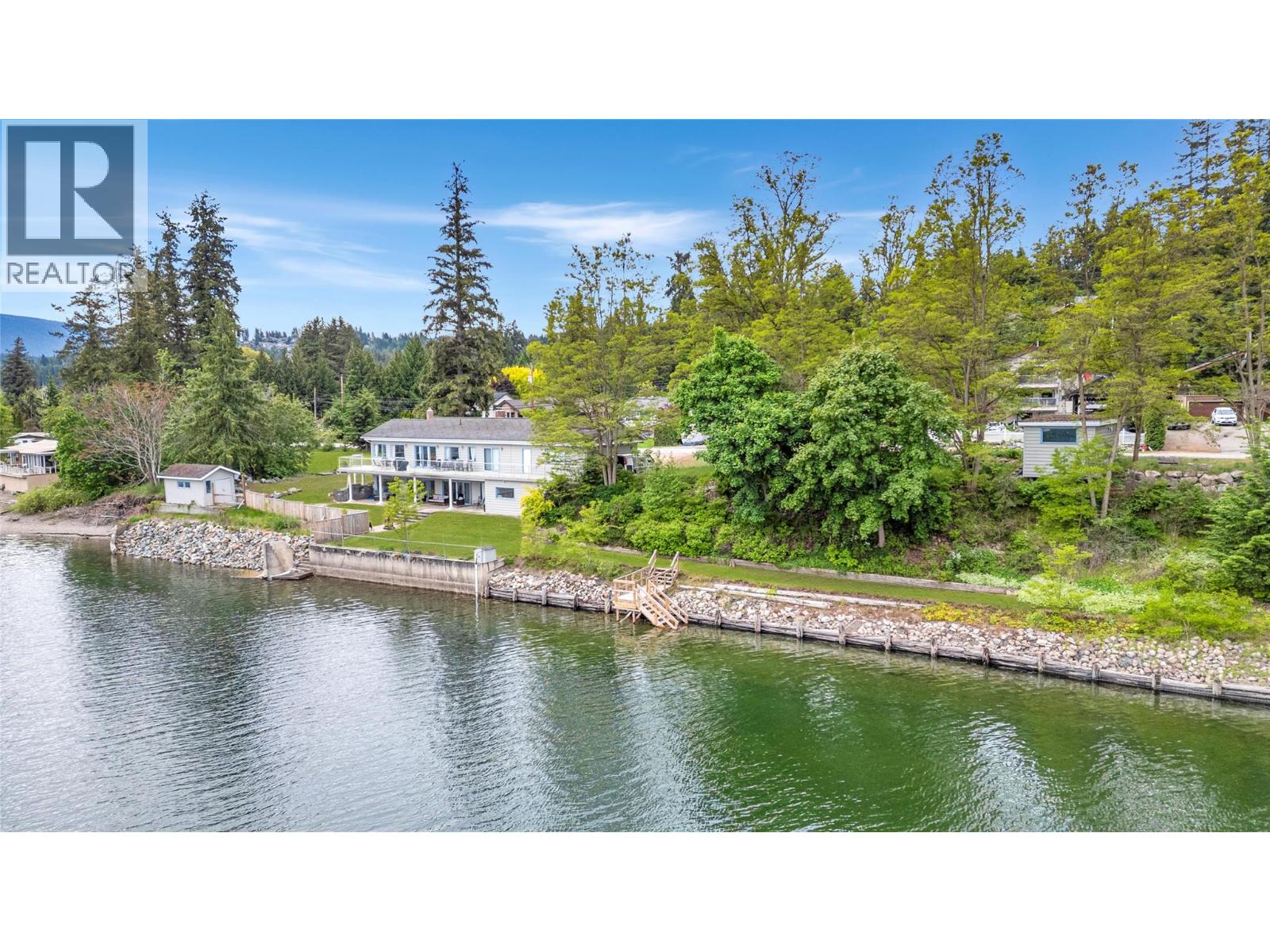 2437 Blind Bay Road, Blind Bay
