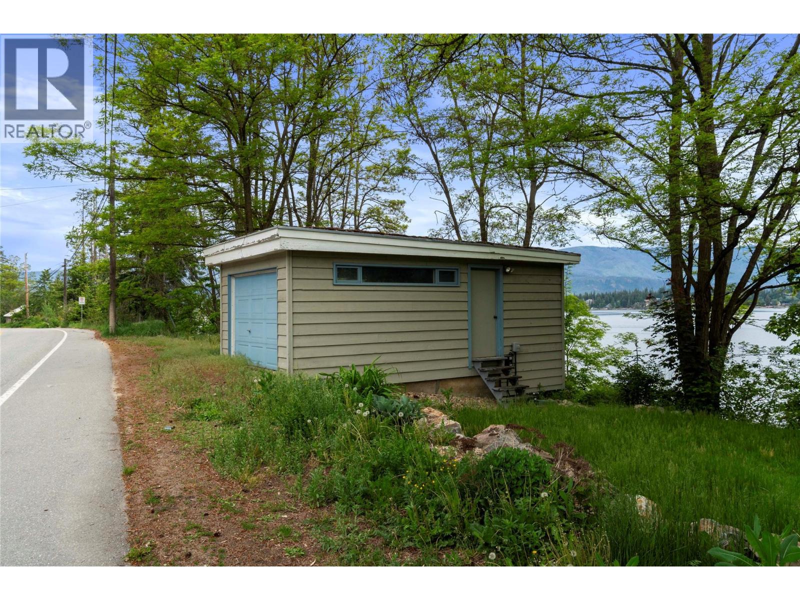 2437 Blind Bay Road - 57