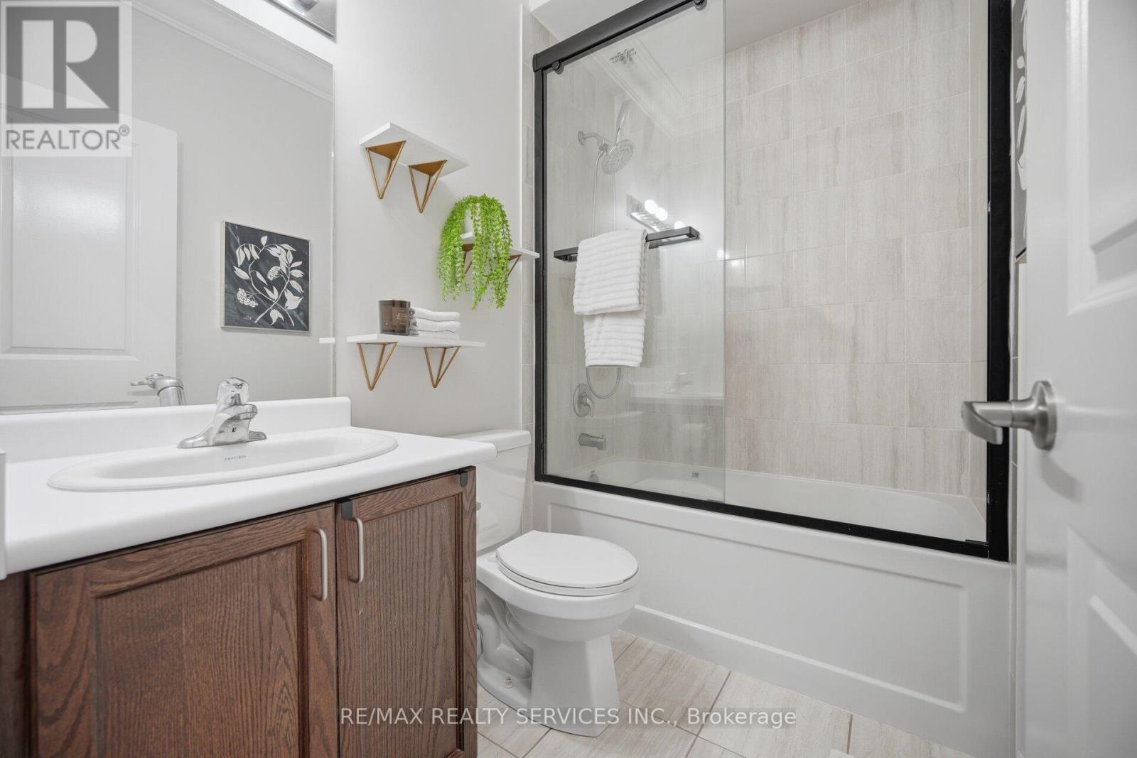 20 TODD CRESCENT - Image 19