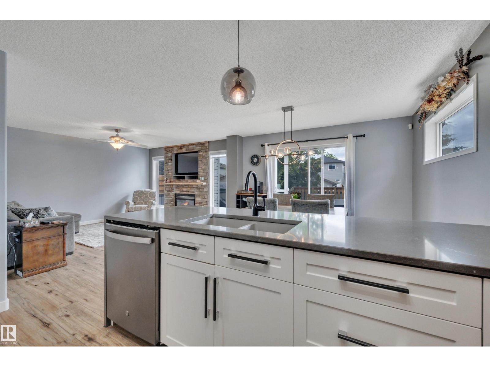 78 BIRCHMONT CR - Image 13
