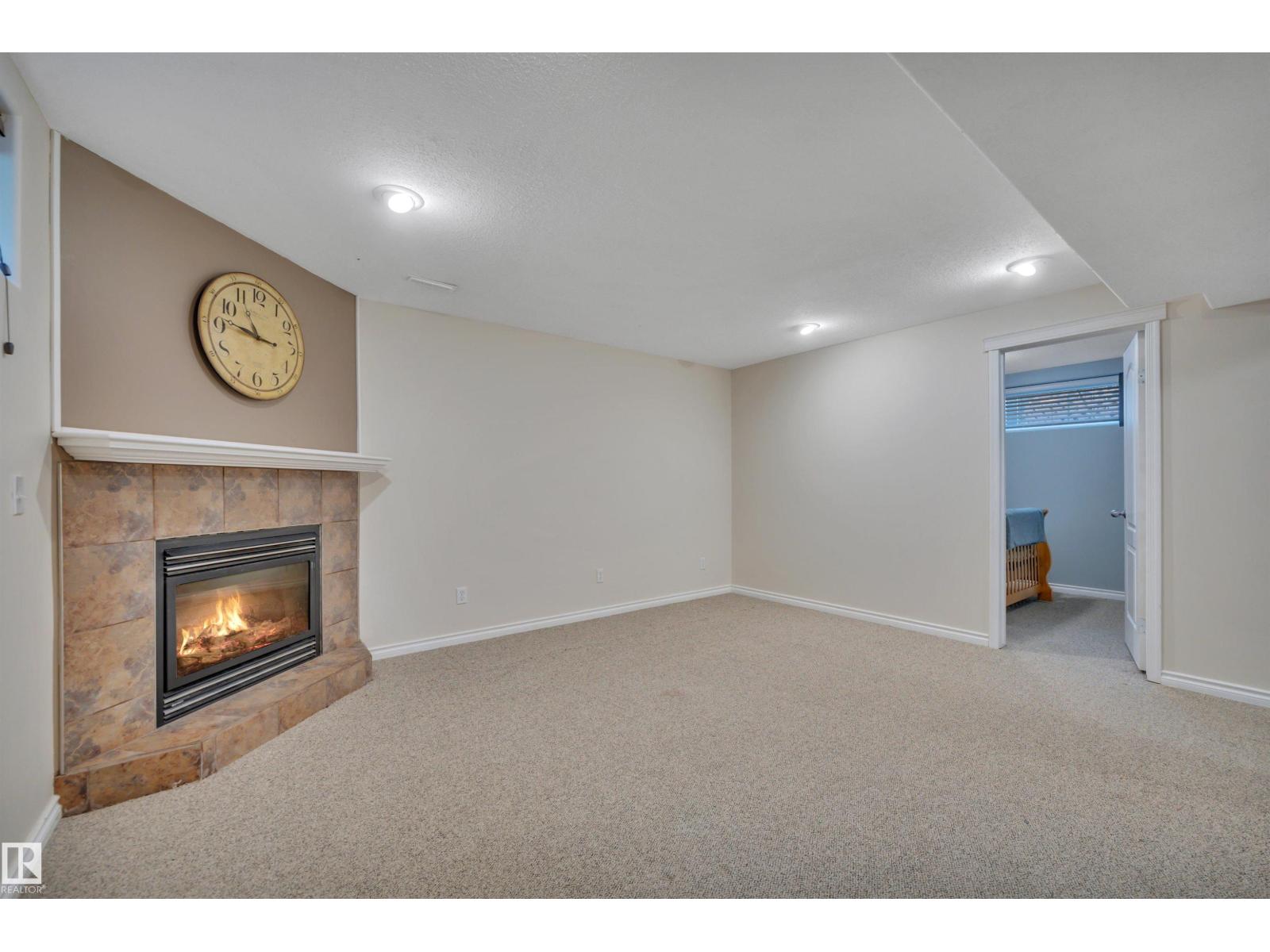 78 BIRCHMONT CR - 37