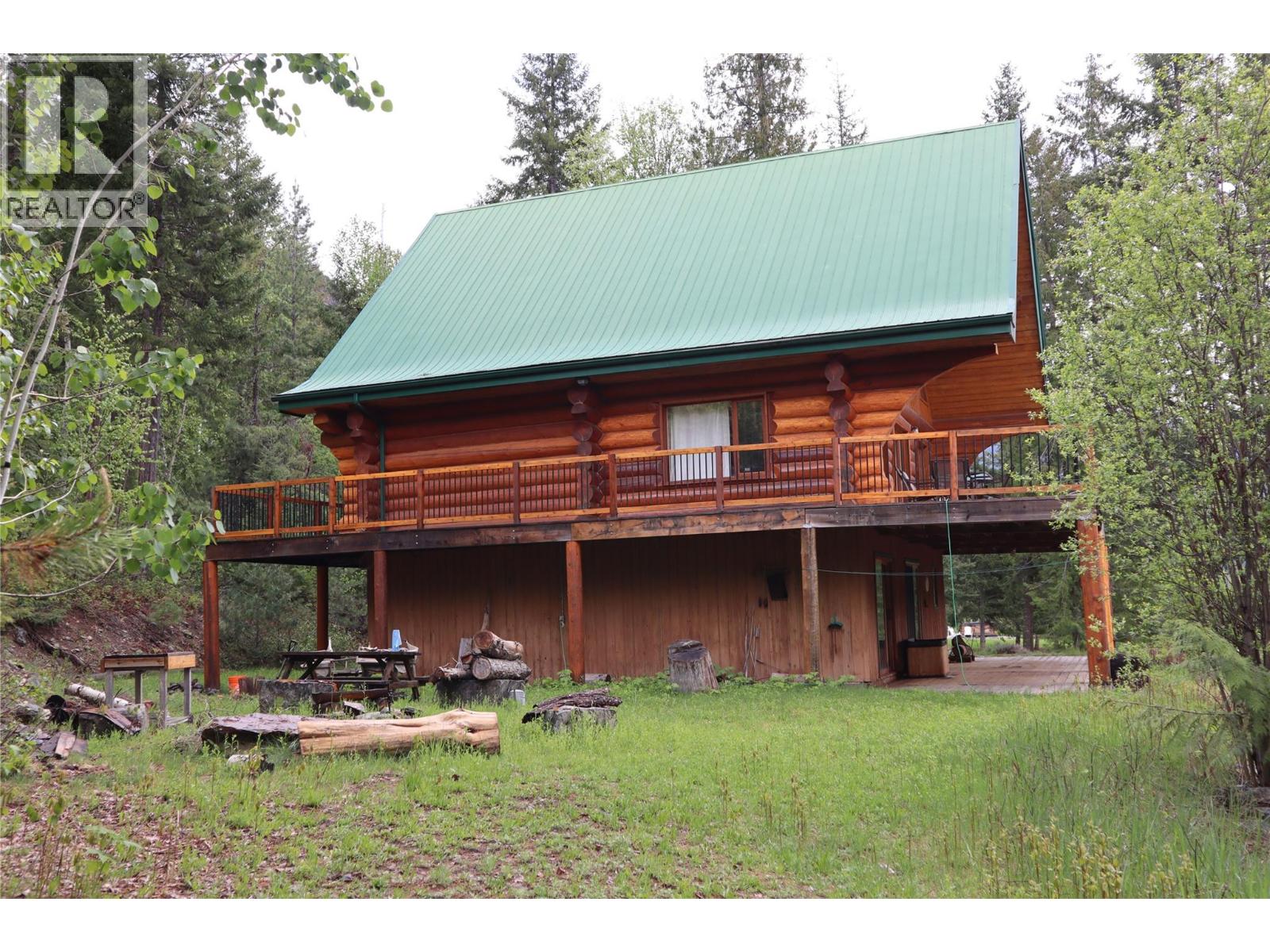 4221 Barriere Lakes Road, Barriere