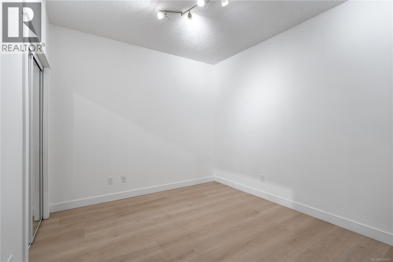 #116 2710 Jacklin Rd - Image 18