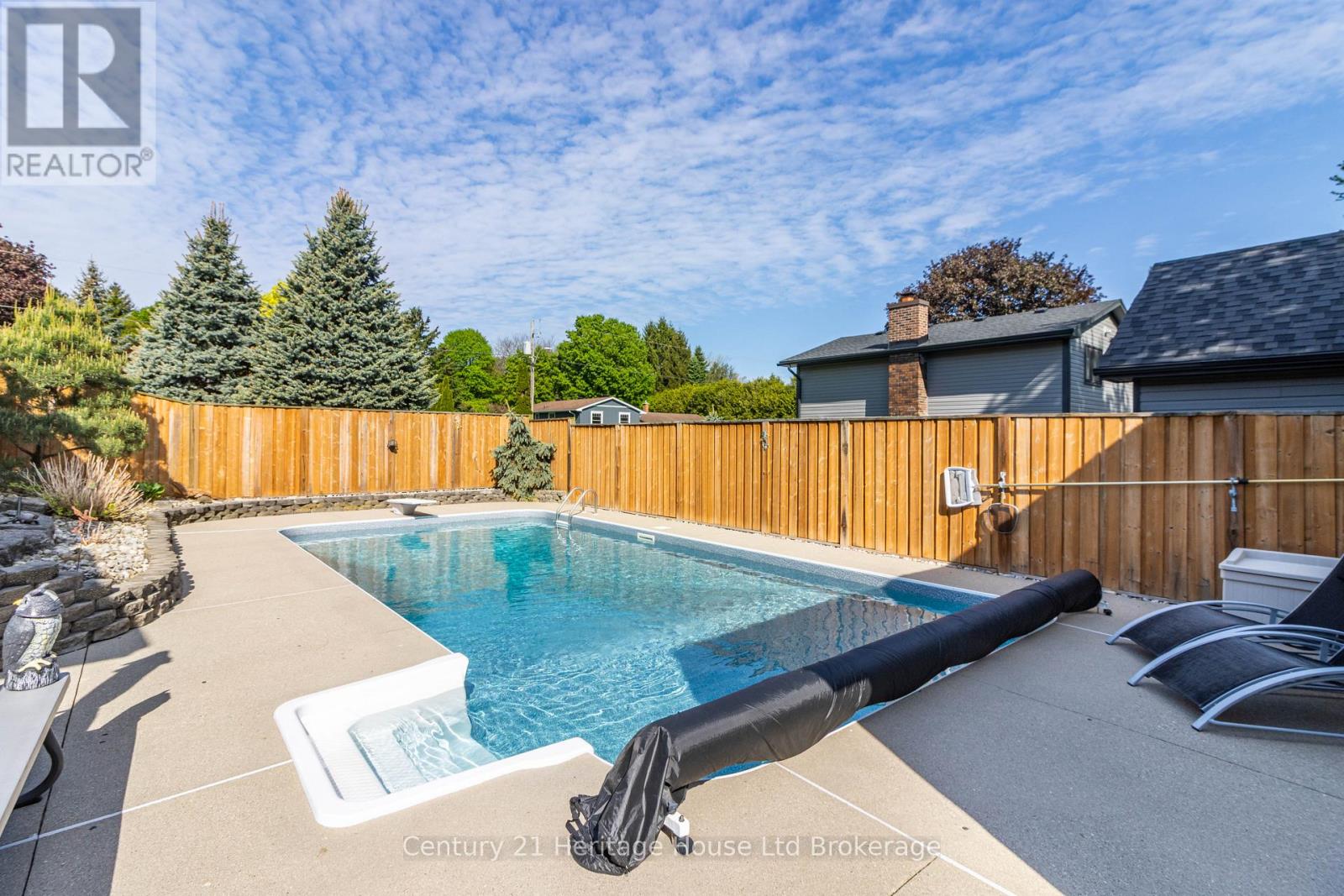 11 MILLARD STREET - 2