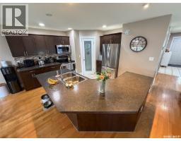 715 Centre Street, Shaunavon, SK S0N2M0 Photo 15