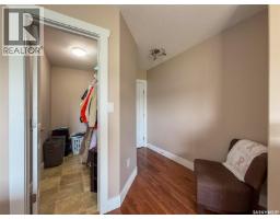 715 Centre Street, Shaunavon, SK S0N2M0 Photo 43