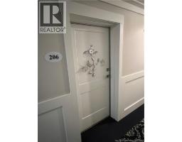54 Hampton Road Unit# 206, photo 2