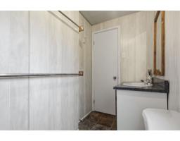 42 Ch. Du Lac-allet, Kiamika, QC J0W1G0 Photo 28