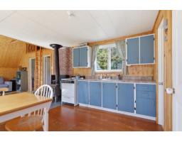 42 Ch. Du Lac-allet, Kiamika, QC J0W1G0 Photo 9