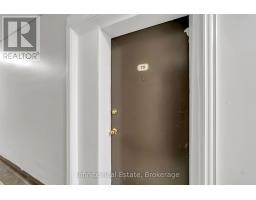 111 - 896 Eglinton Avenue E, Toronto, ON M4G2L2 Photo 12