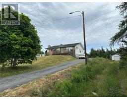 5 English Cove Road thumbnail 2