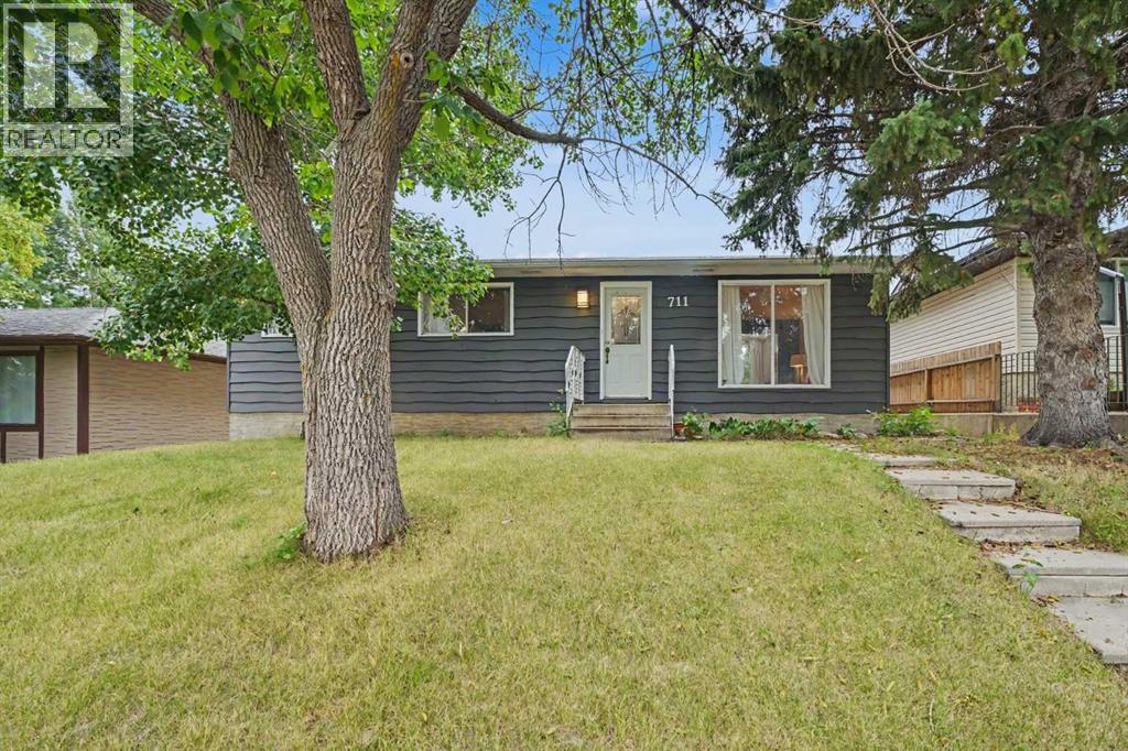 711 118 Avenue SW, Calgary, Alberta