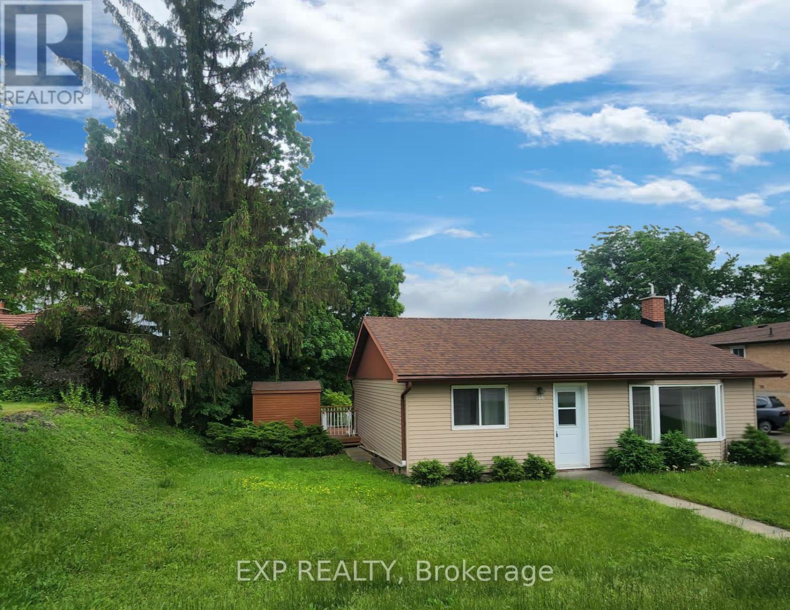 166 JOHN STREET W - 11