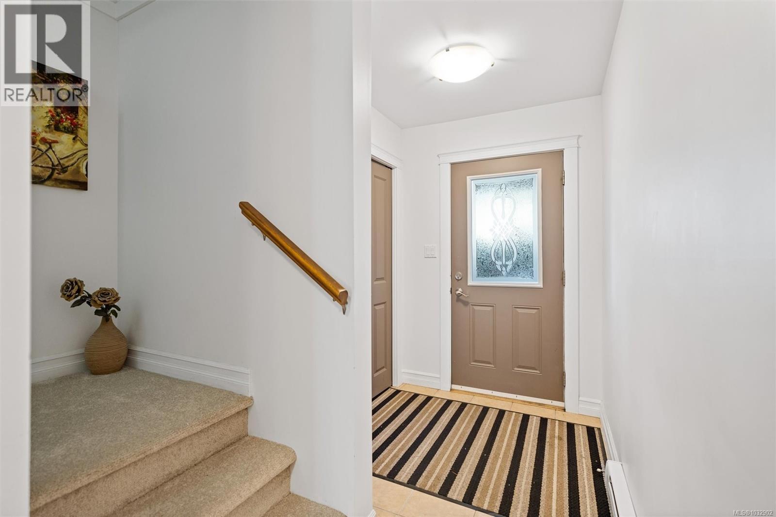#105 827 Arncote Ave - 2