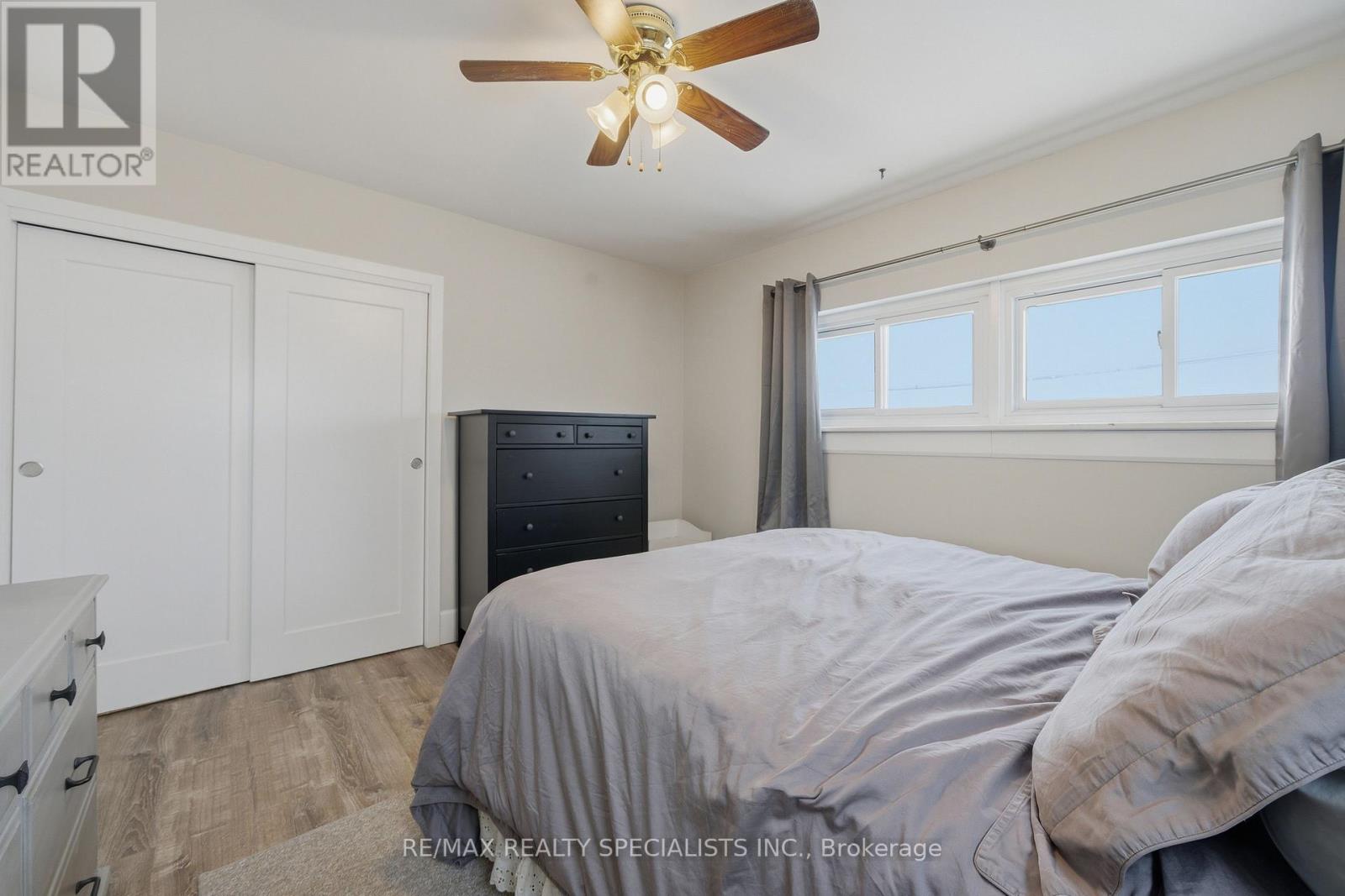 302 KING STREET - 26