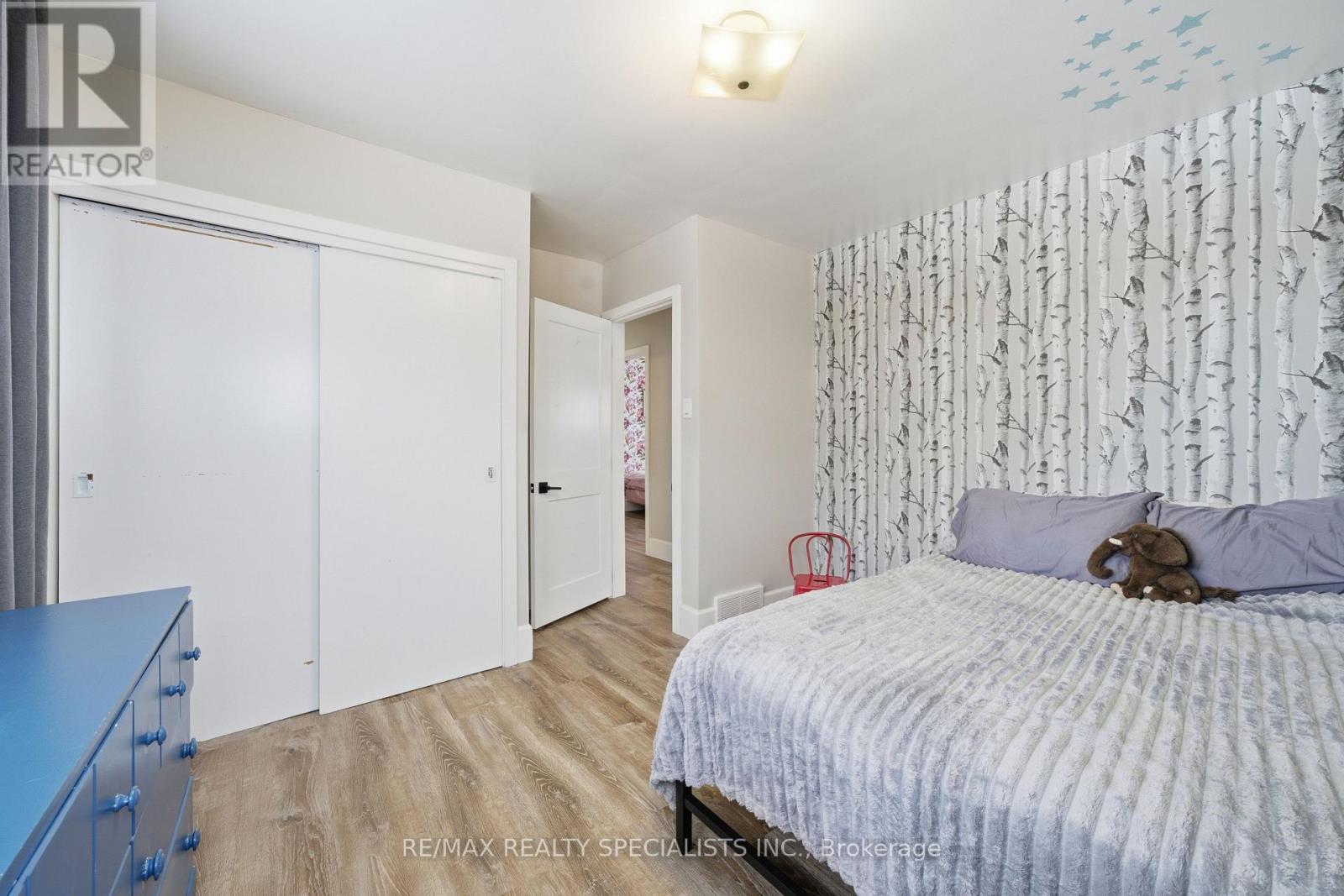 302 KING STREET - 35
