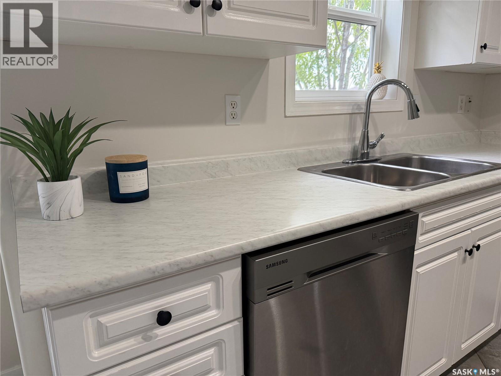 #32 203 Herold TERRACE - Image 13