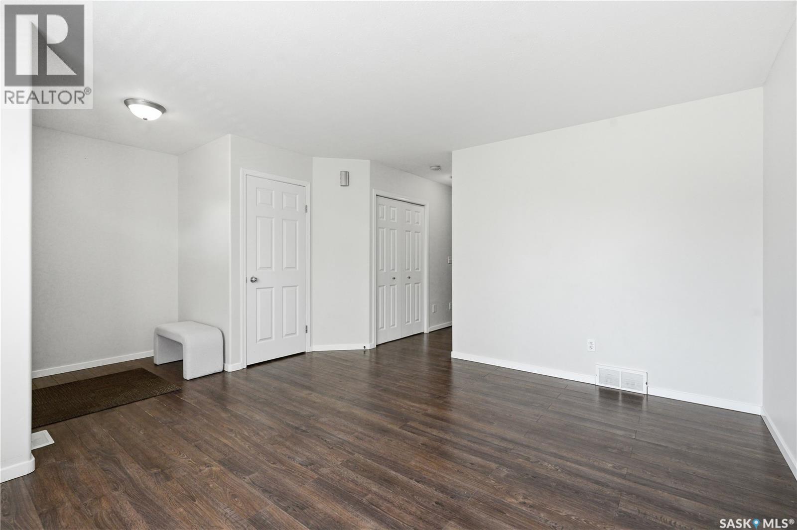 #32 203 Herold TERRACE - Image 5