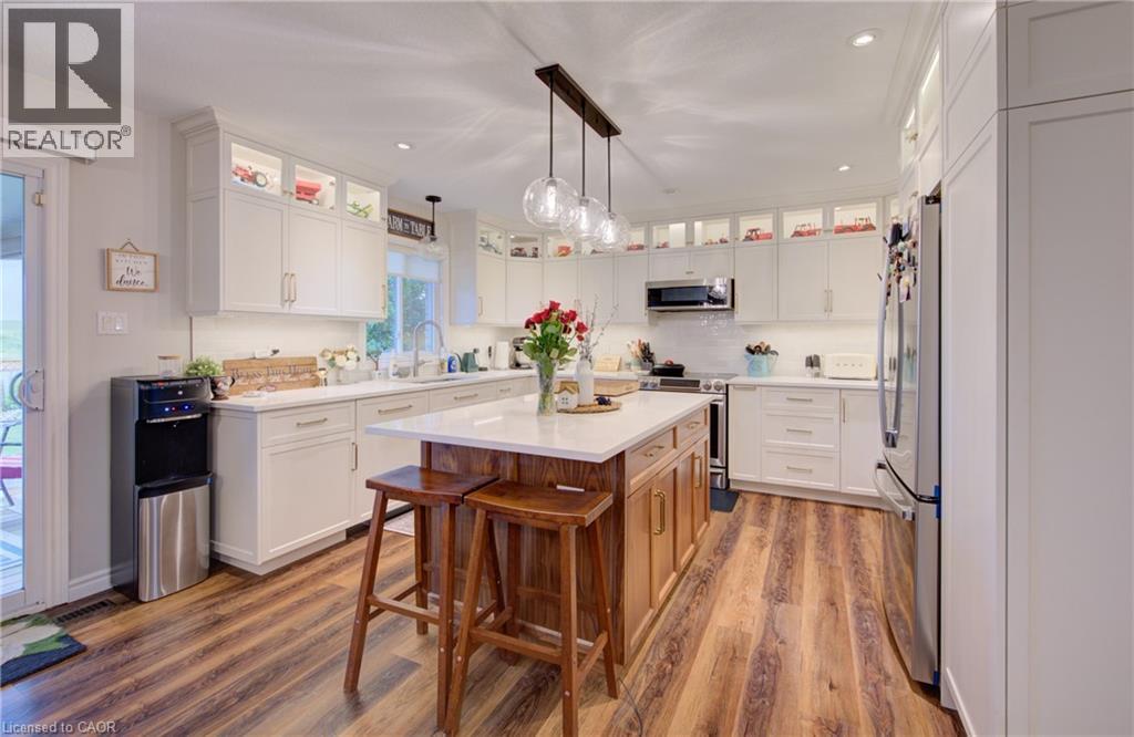32 APPLEWOOD Street - 13
