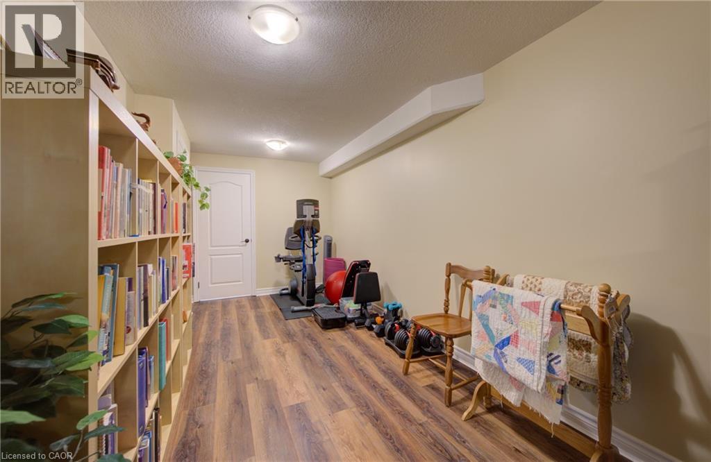 32 APPLEWOOD Street - Image 26