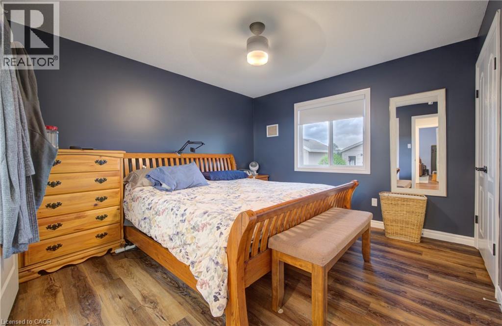 32 APPLEWOOD Street - Image 20