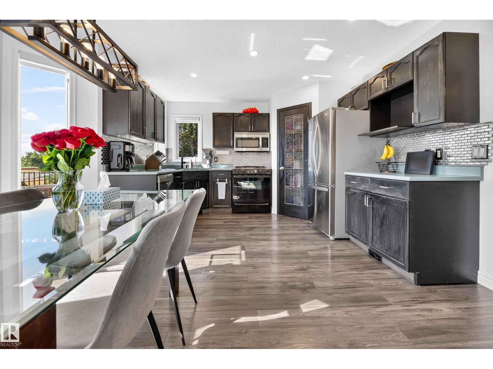 251 RIVER PT NW - 22