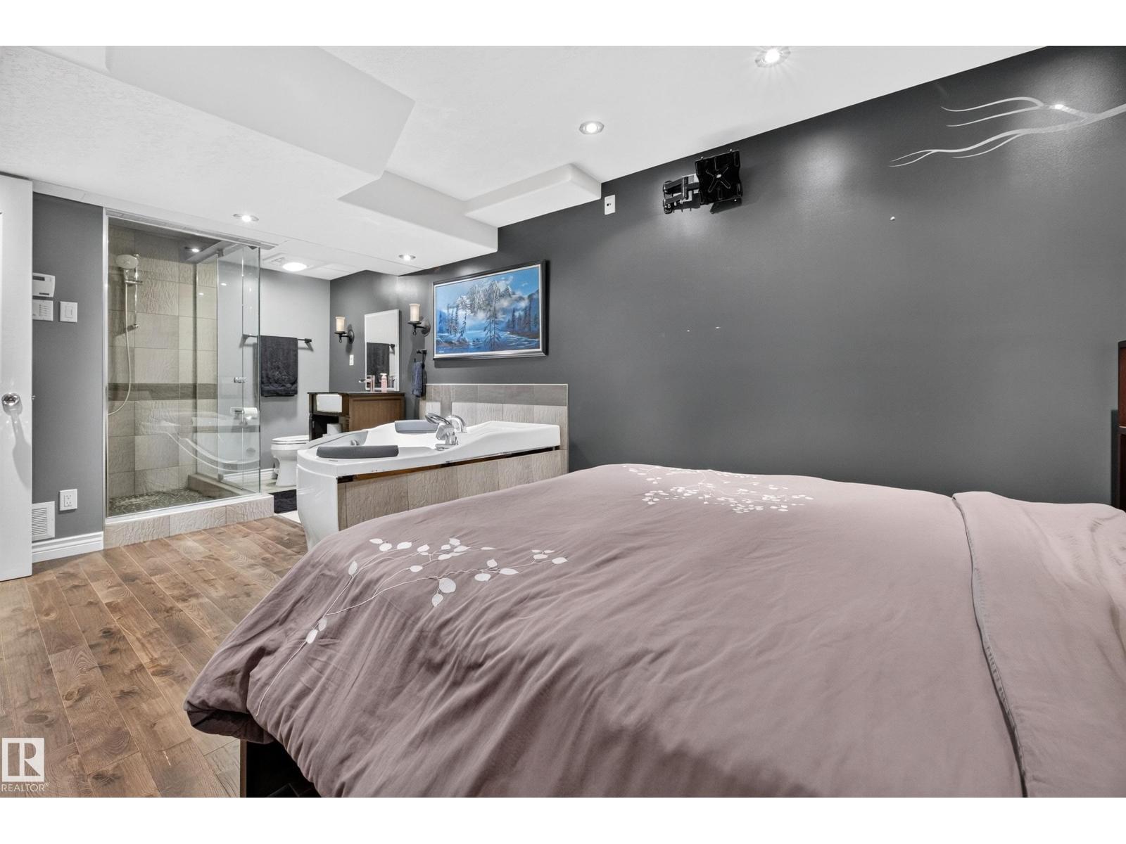 251 RIVER PT NW - 44