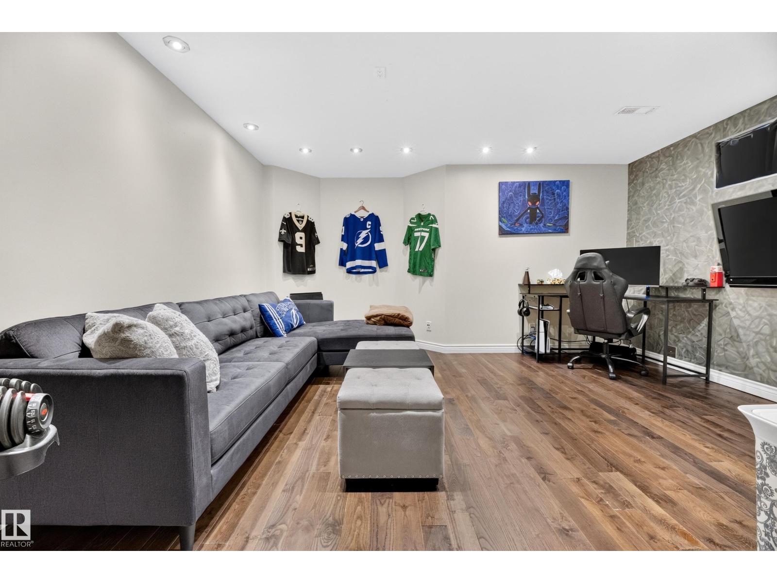 251 RIVER PT NW - Image 39