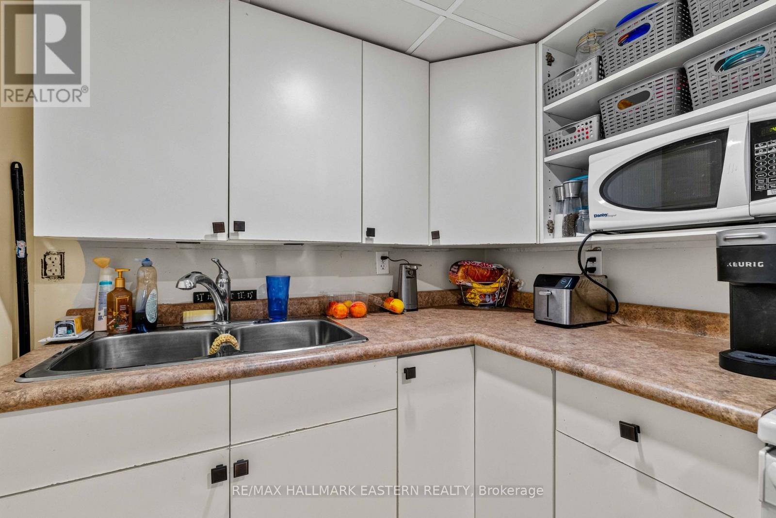 420 EDISON AVENUE - Image 24