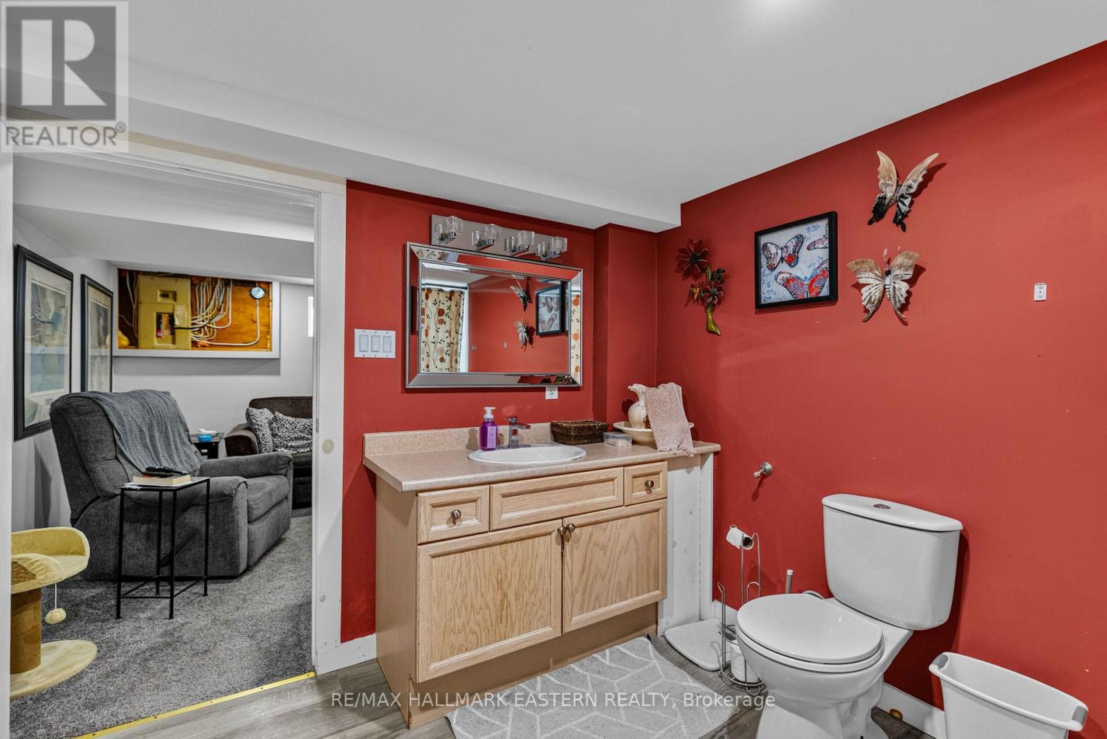 420 EDISON AVENUE - 29